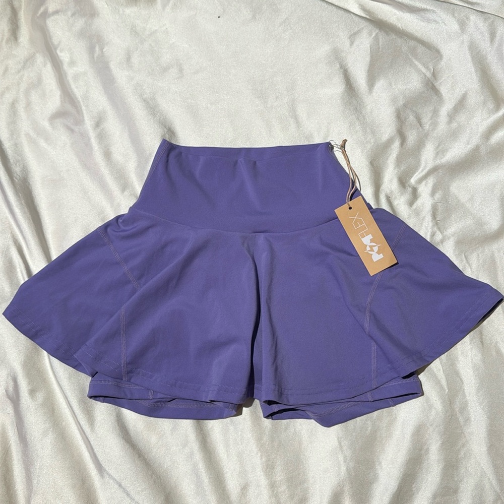 Popflex twirl skirt in periwinkle XS NWT
